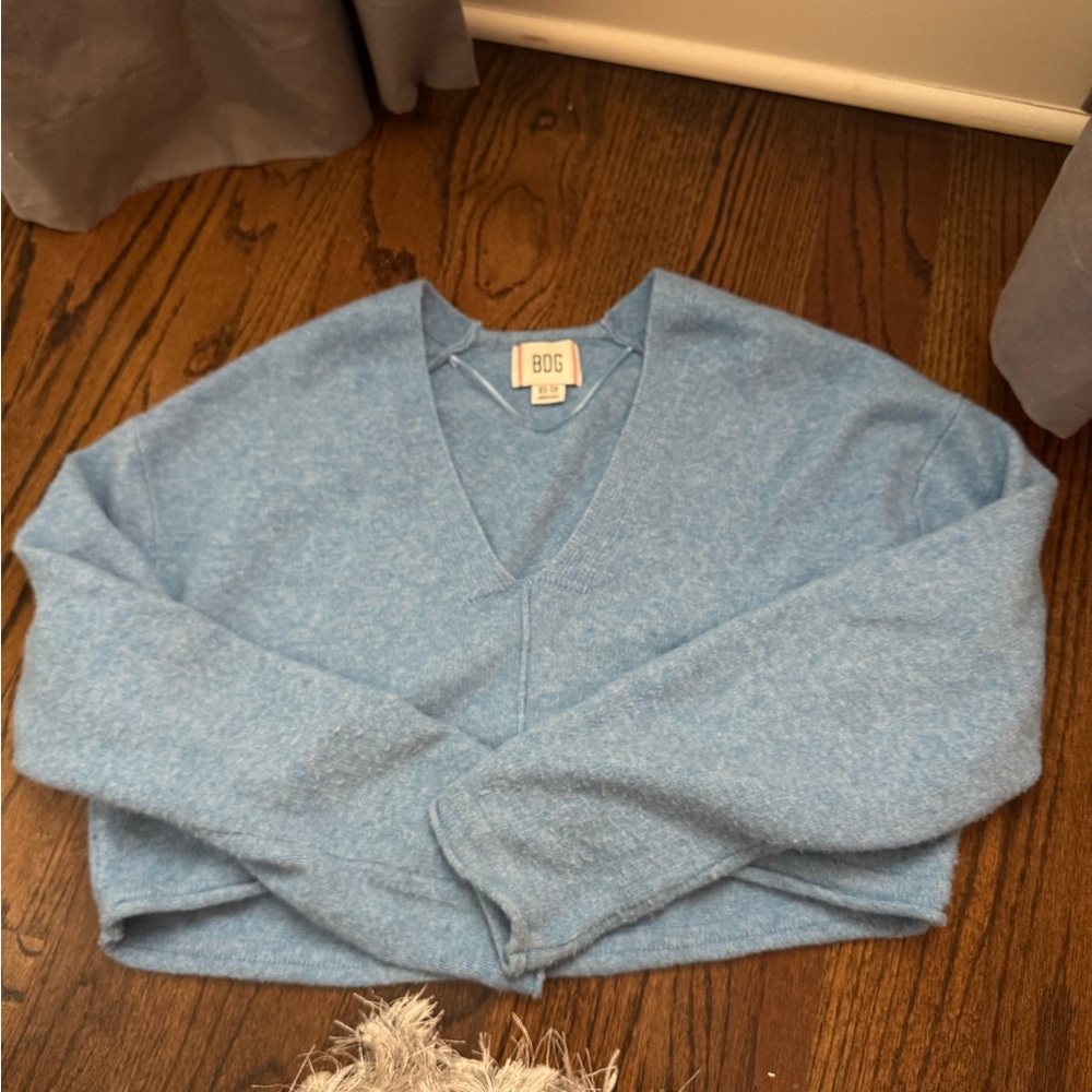 Urban Outfitters BDG Blue cropped sweater
